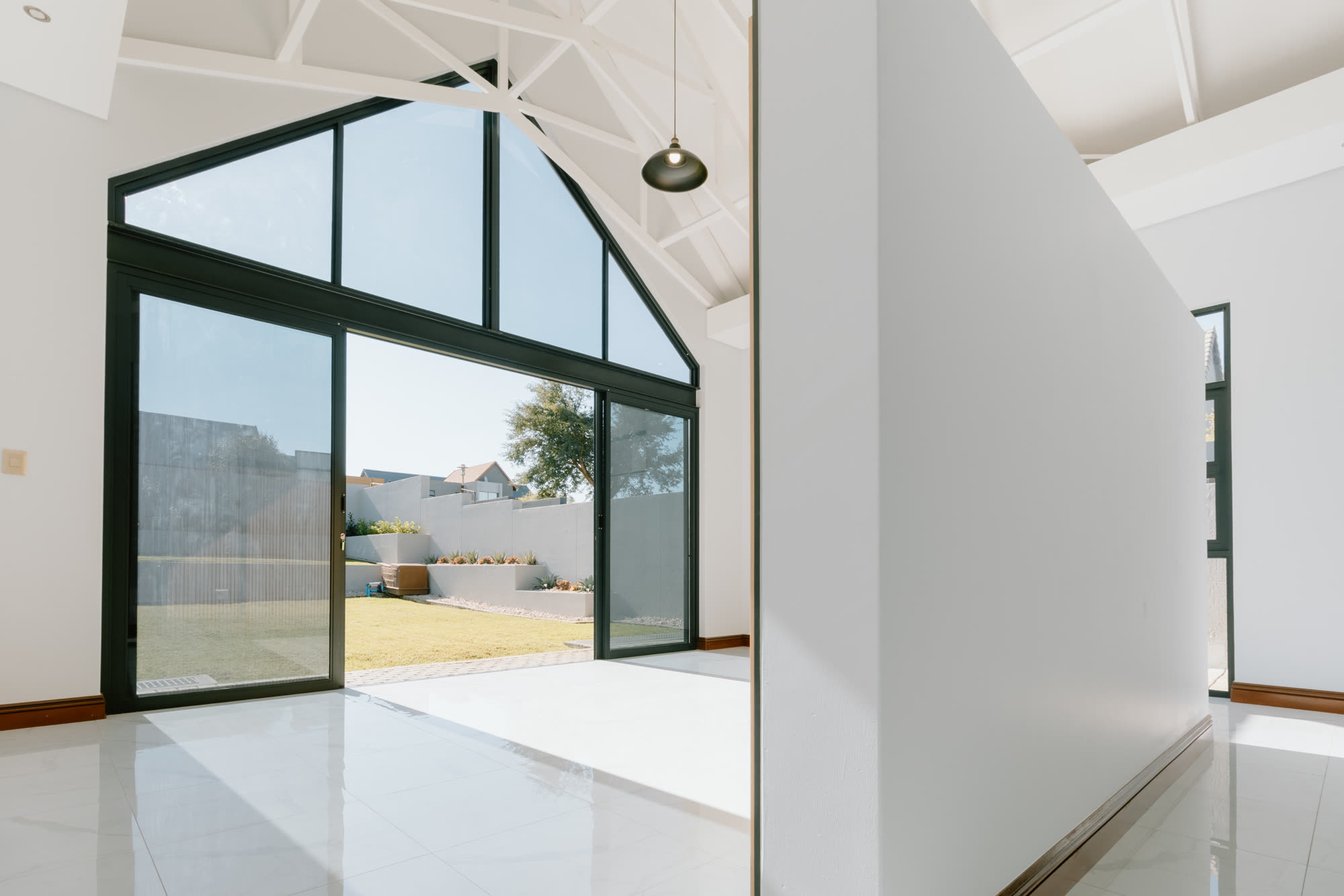 Bedroom with garden view