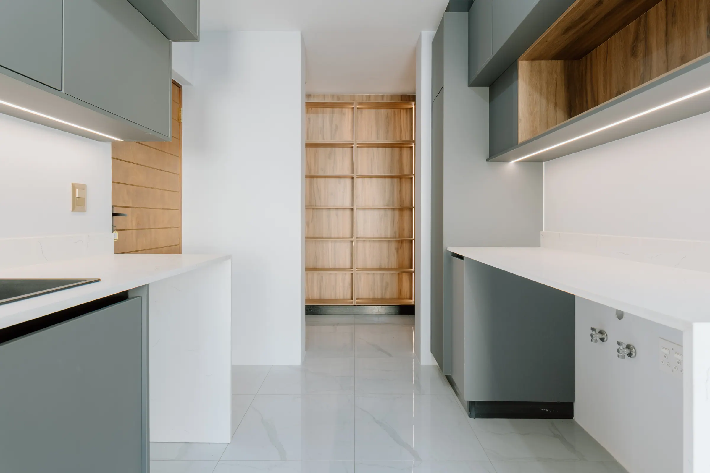 Editorial interior of Leloko Estate open-plan living, Hartbeespoort — daylight photography by TimeSake Media